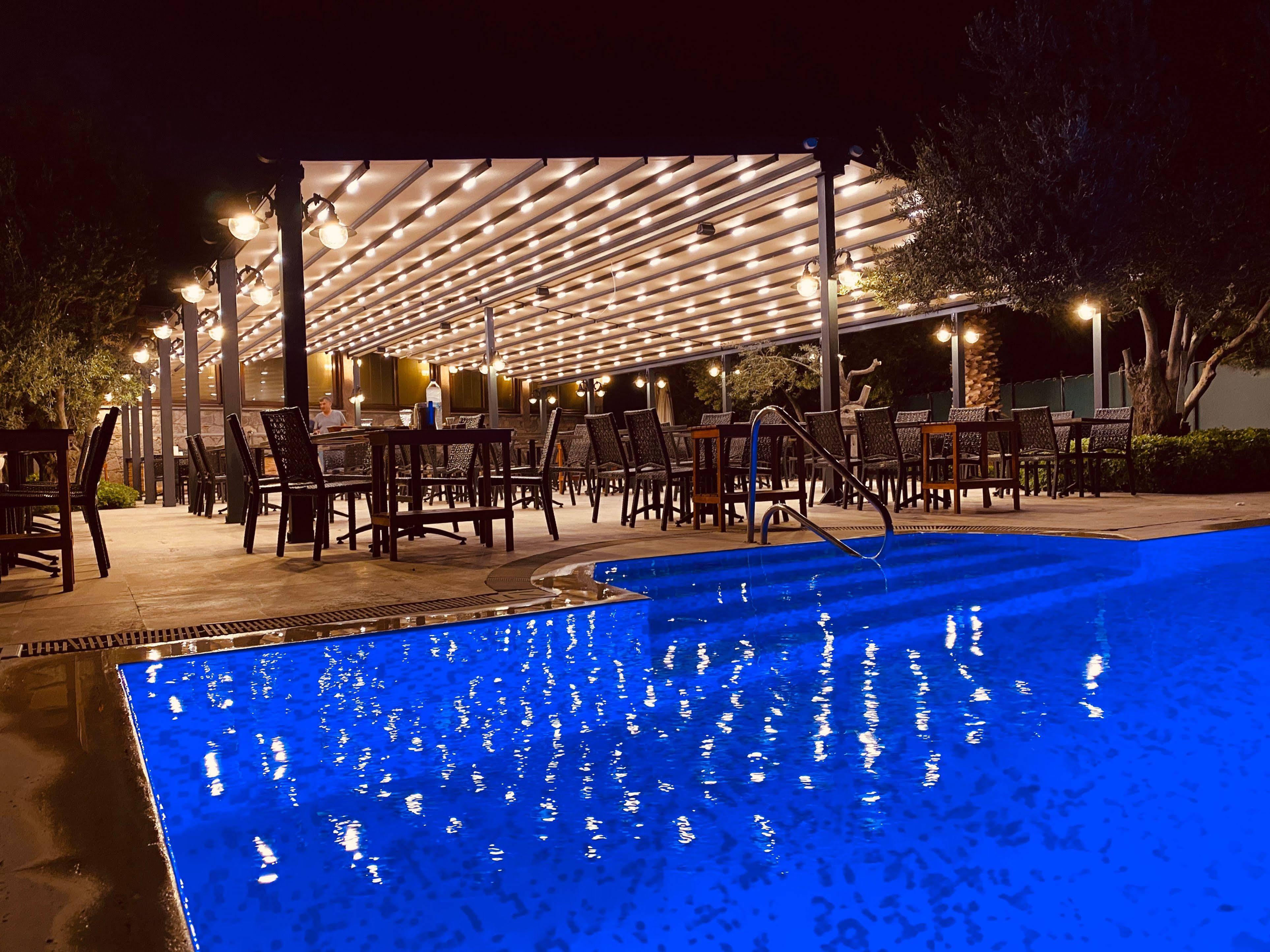 Assos Park Hotel エクステリア 写真