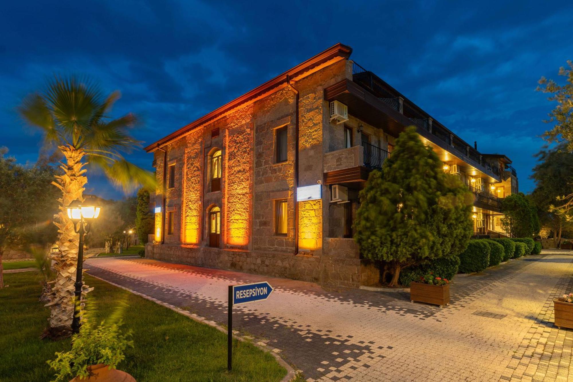 Assos Park Hotel エクステリア 写真