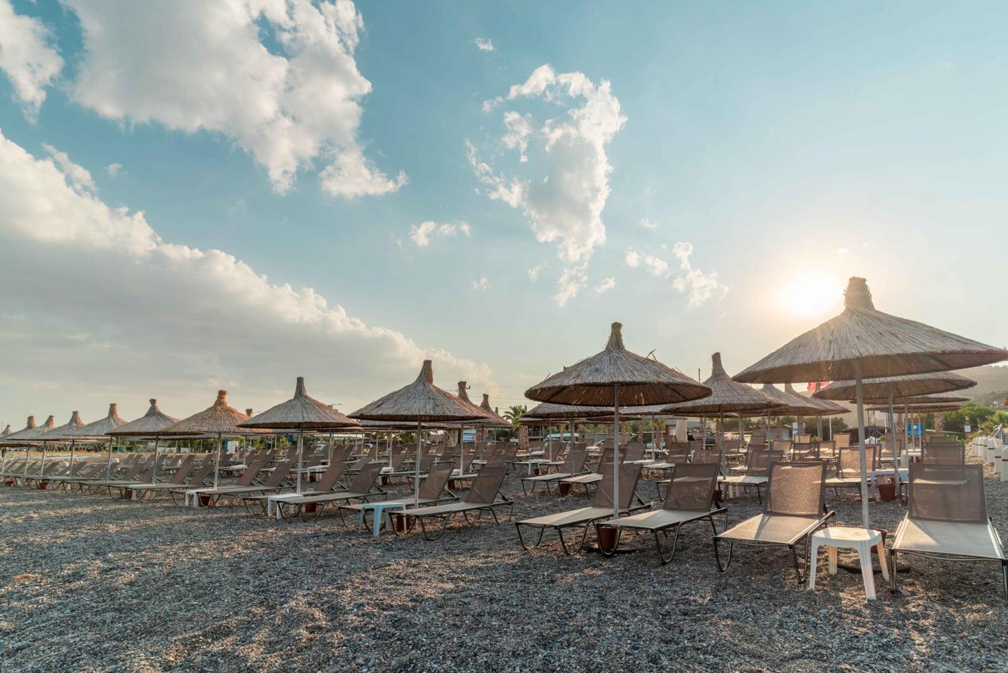 Assos Park Hotel エクステリア 写真