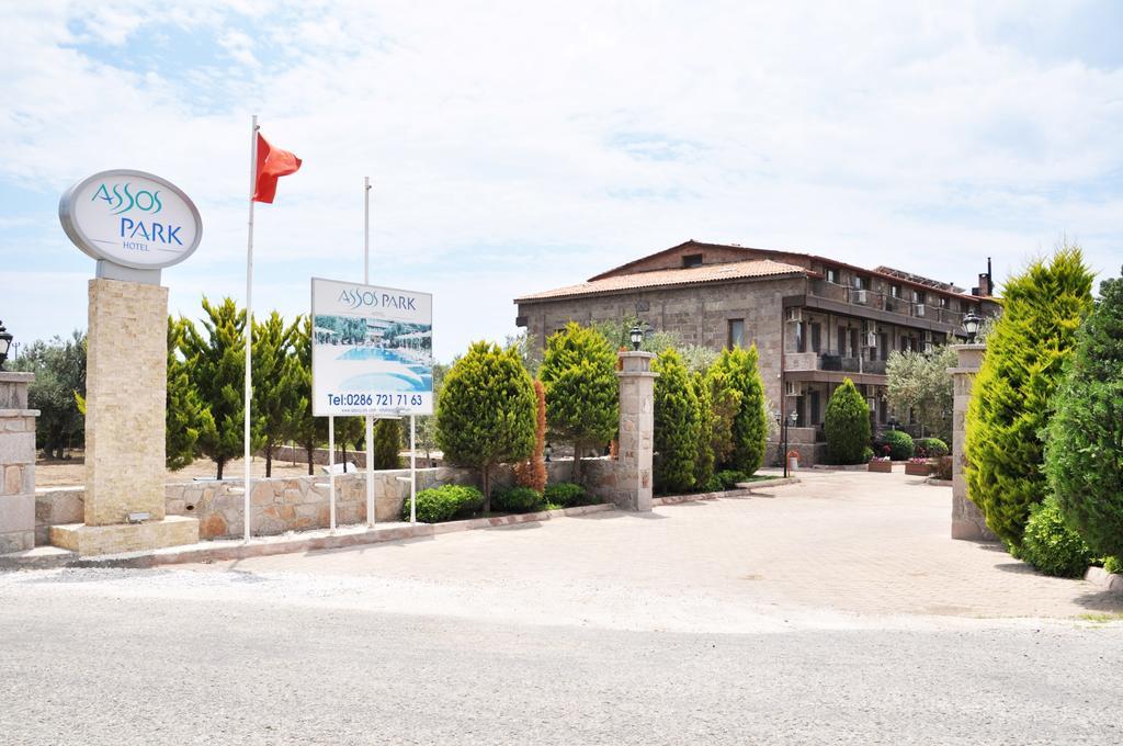 Assos Park Hotel エクステリア 写真