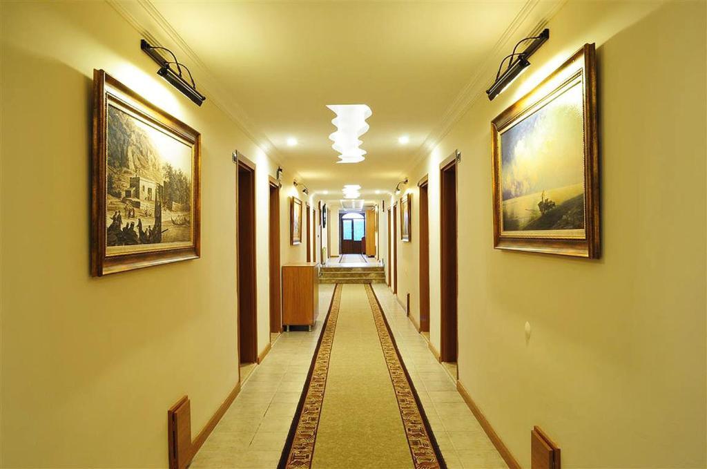 Assos Park Hotel エクステリア 写真